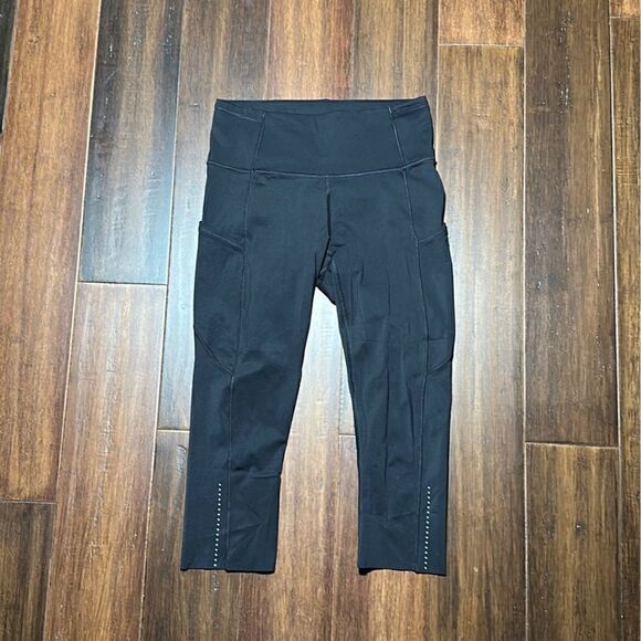 Lululemon Ladies Leggings  - Picture 1 of 6